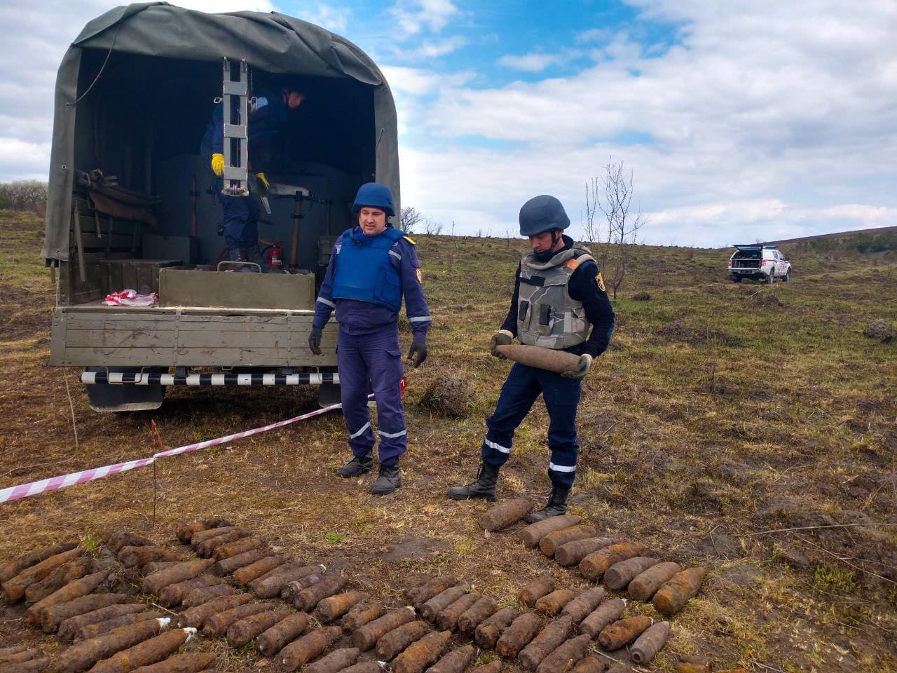 ​​З початку року піротехніки ДСНС вилучили та знищили понад 18 тисяч вибухонебезпечних предметів