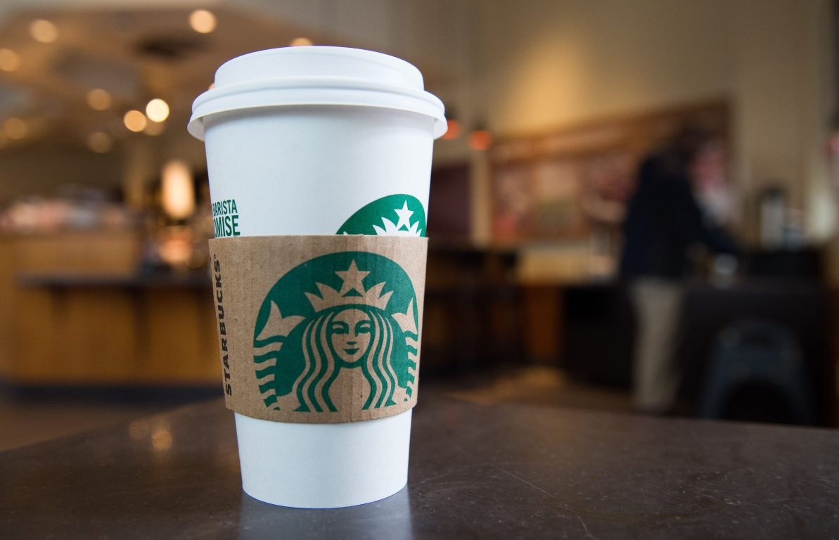 Сеть кофеен Starbucks официально выходит на рынок Украины